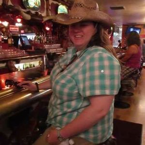 Meet your Posher, Nikki